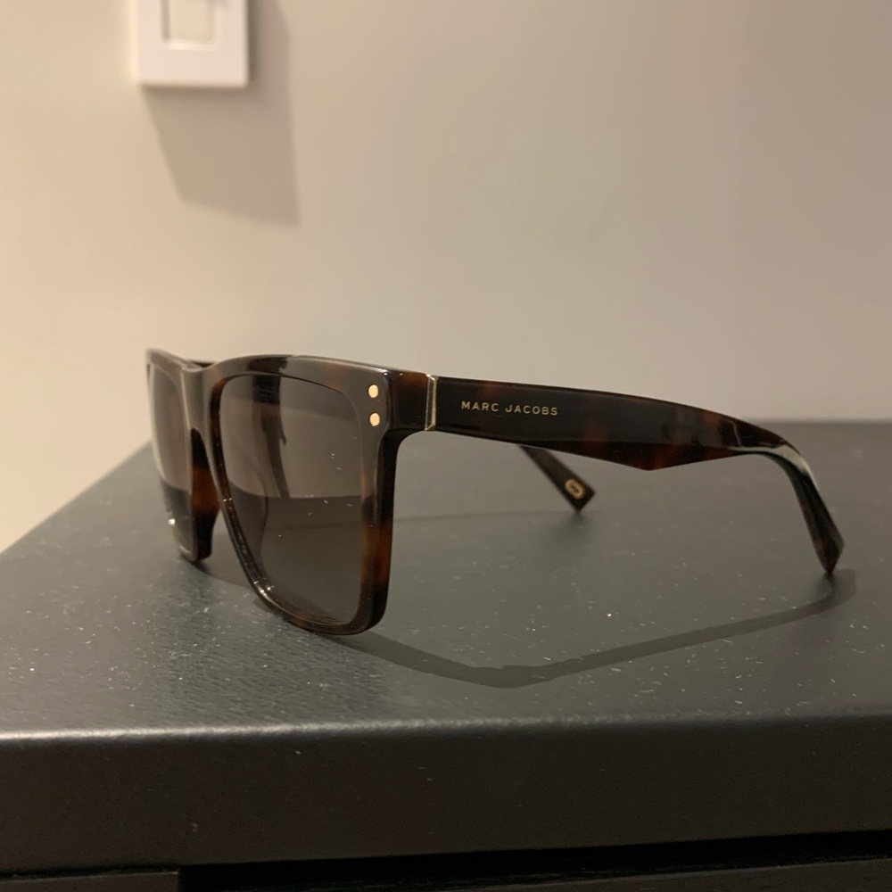 Marc Jacobs sunglasses